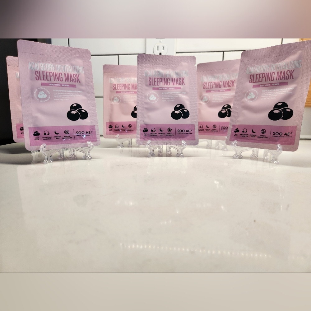 Soo'AE Acai Berry Revitalizing Sleeping Mask, Intensive Brightening and Renewing